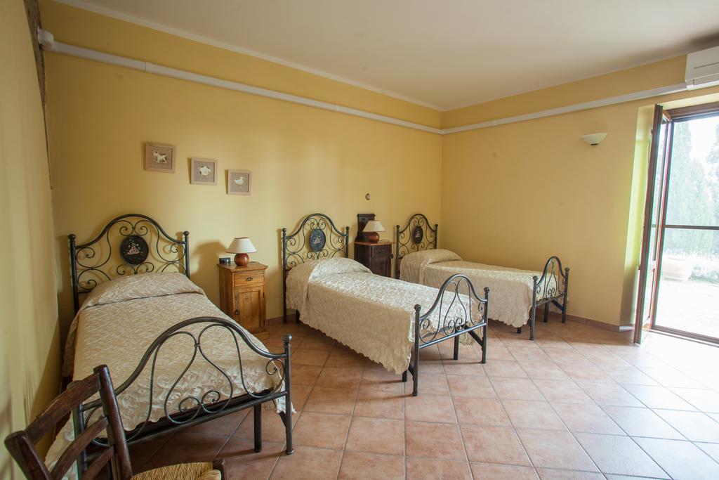 Bio Agriturismo Pratini Monte Lopio Rum bild